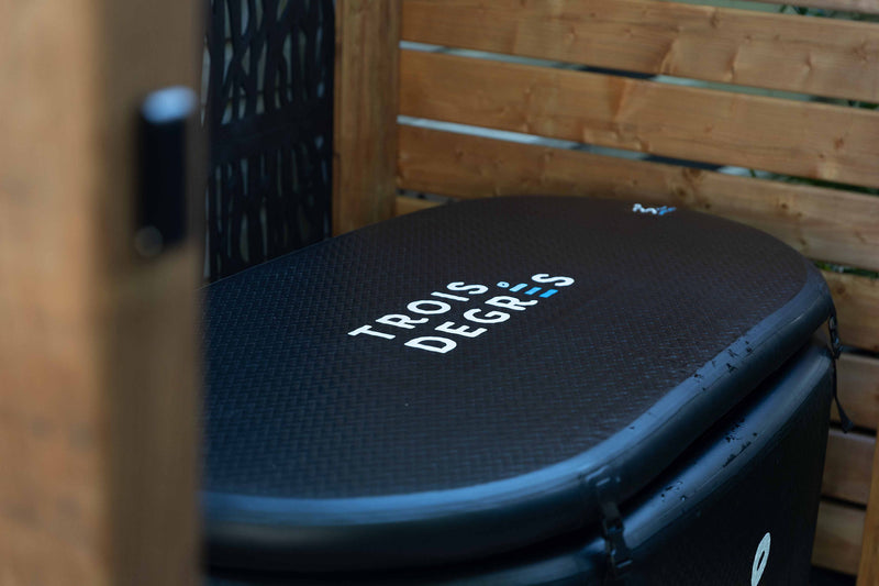 Bain de glace ovale Gonflable et Portable + Refroidisseur Premium